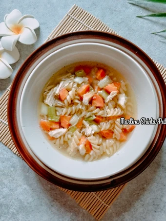 Cara Gampang Membikin Resep Sup ayam wortel yang Enak Banget Anti Ribet, Bikin Ngiler