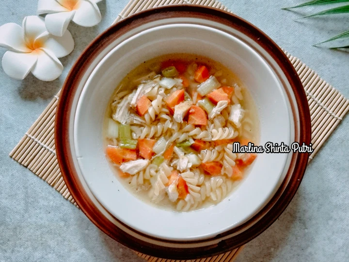 Cara Gampang Membikin Resep Sup ayam wortel yang Enak Banget Anti Ribet, Bikin Ngiler