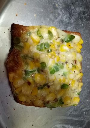 A picture of Cheese chilli corn toast.