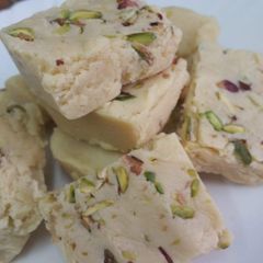 A picture of Creamy Burfi.