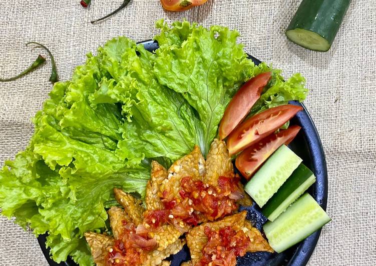 Resep Tempe Penyet yang Menggugah Selera