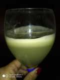 Jugo de pepino, manzana verde y menta