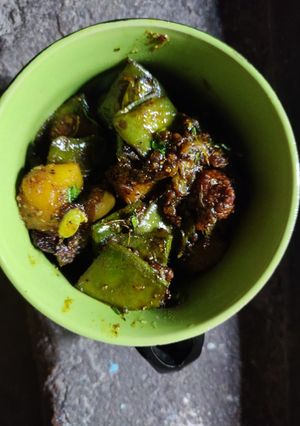 শিম বড়ি চচ্চড়ি (shim bori chorchori recipe in Bengali) রেসিপির প্রধান ছবি