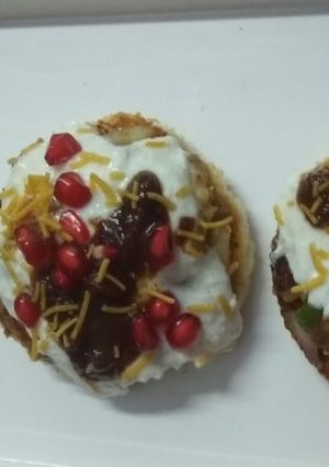ब्रेड की पापड़ी चाट (Bread Ki papdi chaat recipe in Hindi) रेसिपी मुख्य फोटो