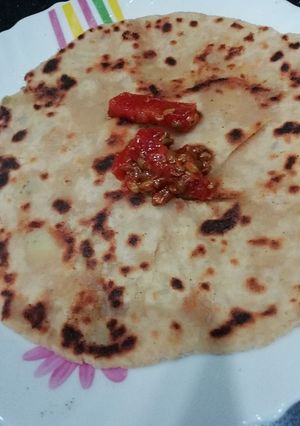 A picture of Chilli Potato Paratha.