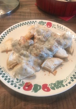 A picture of Biscuits and gravy.
