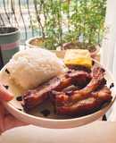 Cơm sườn nướng chả trứng