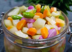 Foto resep Acar mentah timun wortel