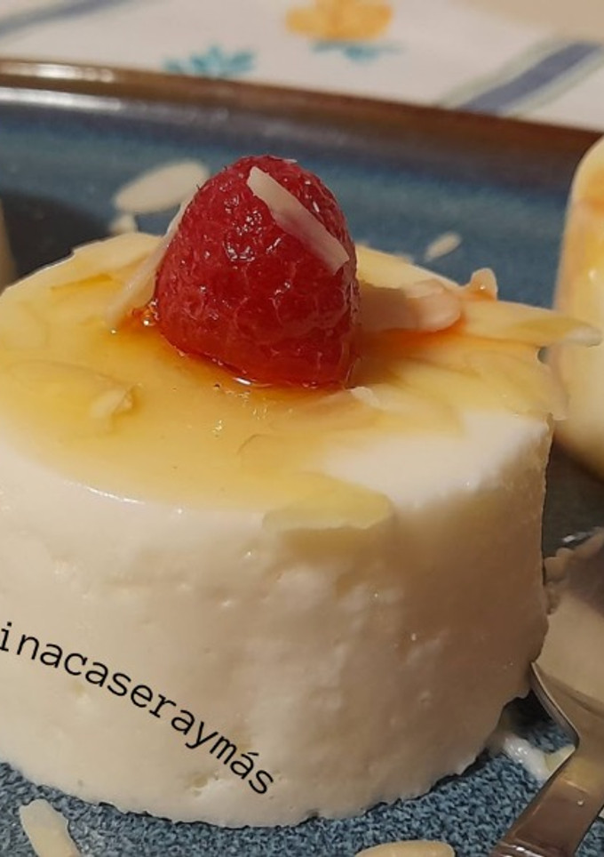 Una foto de Flan helado de melón