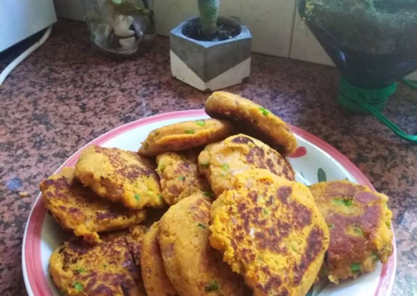 Hamburguesas de lentejas (saborizadas con zanahoria)