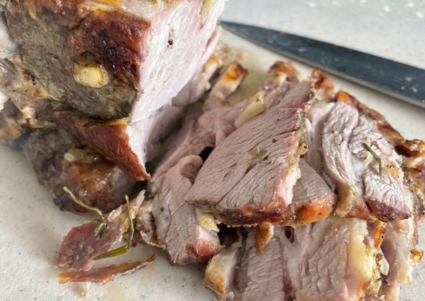 Rosemary & Garlic Studded Roast Lamb Shoulder 🧄 🌿
