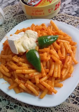 صورة لوصفة مقارون في خمس دقائق والمذاق راائع 😍😍😍