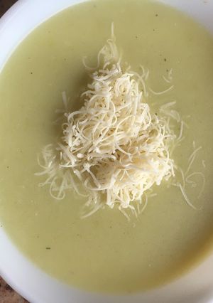 Póréhagyma krémleves recept fotója