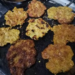 A picture of Chapli Kabab.
