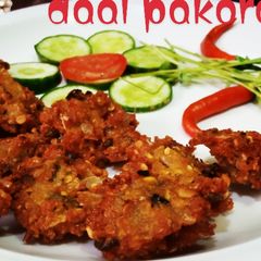 A picture of Kahsari dal pakoras.