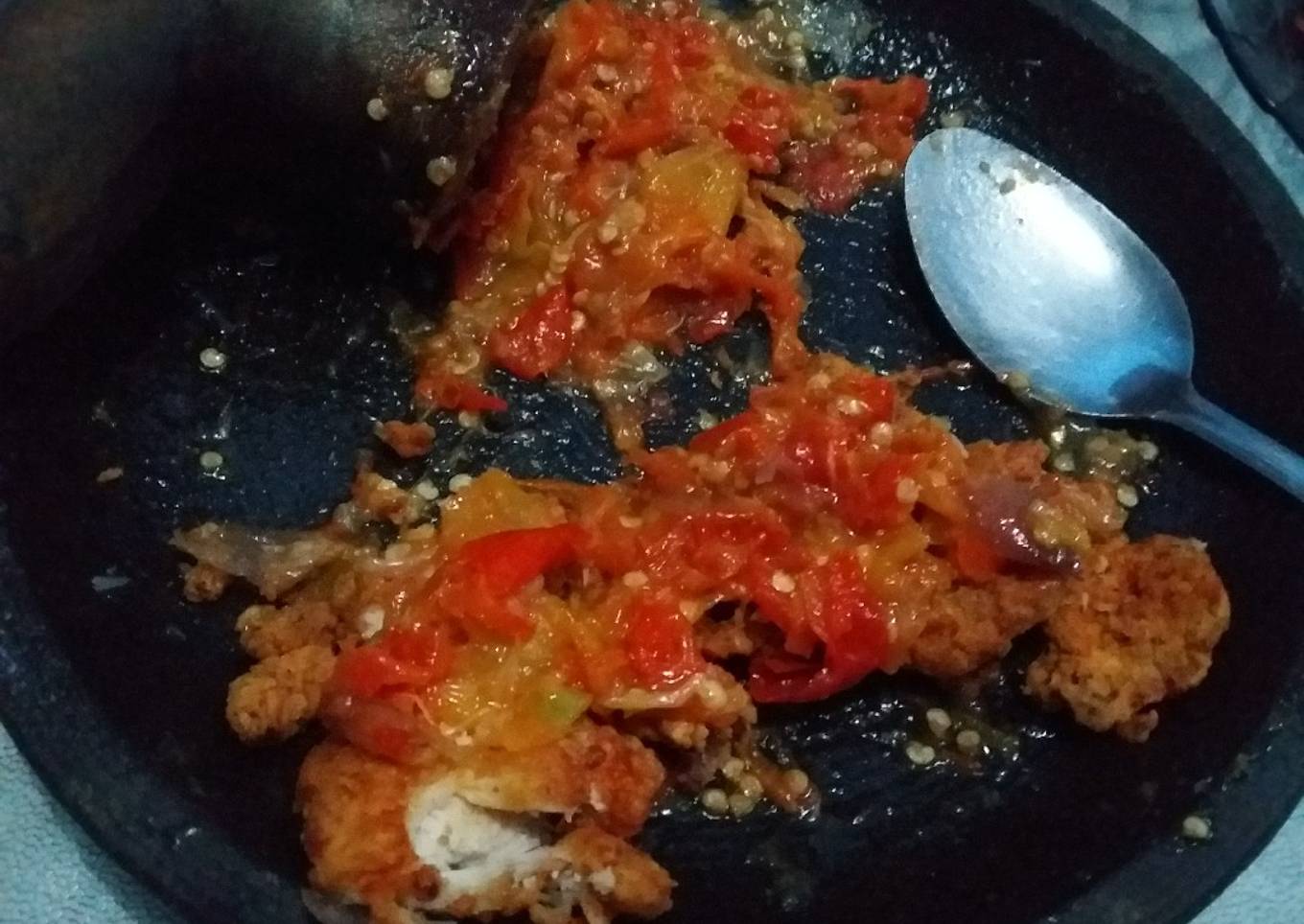 Ayam geprek super pedess