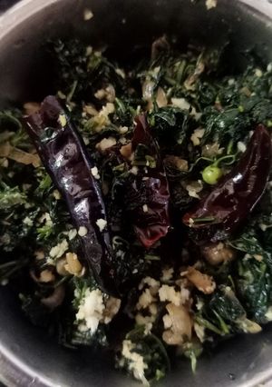 மணத்தக்காளி கீரை பொரியல் செய்முறை முக்கிய புகைப்படம்