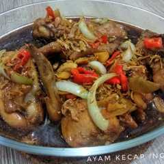 A picture of Ayam kecap inggris.