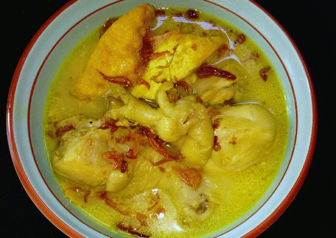 Resep Opor Ayam dan Tahu Kuah Kuning yang Bikin Ngiler