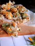 Fiori ripieni in tempura