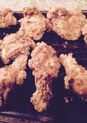 A picture of Paula Deen Fried Chicken Repeat.