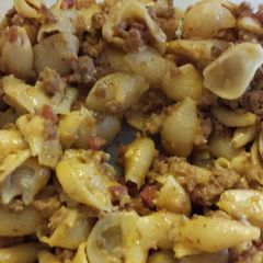 A picture of Bacon Double Cheeseburger Mac n Cheese.