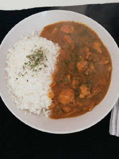Una foto de Pollo al curry