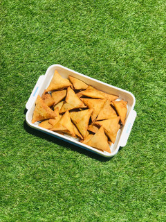 A picture of How to fry crunchy samosa.