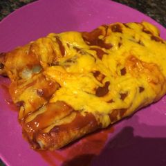 A picture of Beef Enchiladas (red).