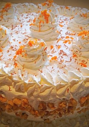 A picture of Ray's Pineapple Cream Carrot Cake.