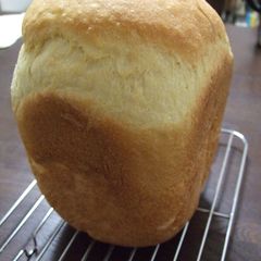 A picture of Made in a Bread Machine Oil-Free Bread with Egg and Rice Flour.