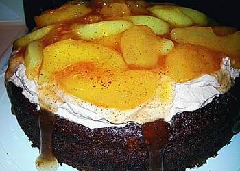 How to Cook Appetizing The Hot MessChocolate Apple Topped Cake