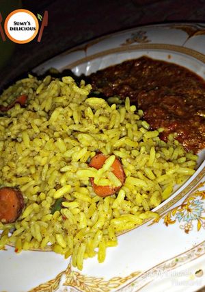 A picture of Curry rice and stew.