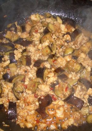 A picture of Spicy and Sweet Stir-Fried Minced Chicken and Eggplant.