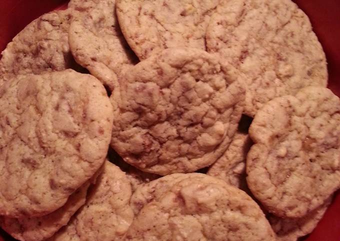 Steps to Prepare Award-winning Toffee Cookies