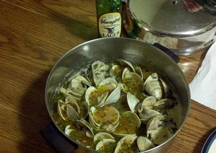 How to Make Perfect Drunken Clams