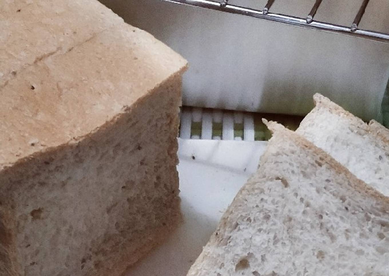 Roti Tawar Gandum with Chia Seed