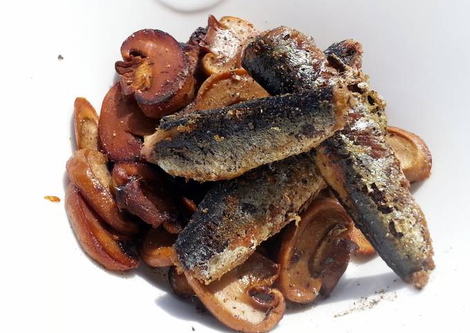 Pan Fried Mushroom And Sardine