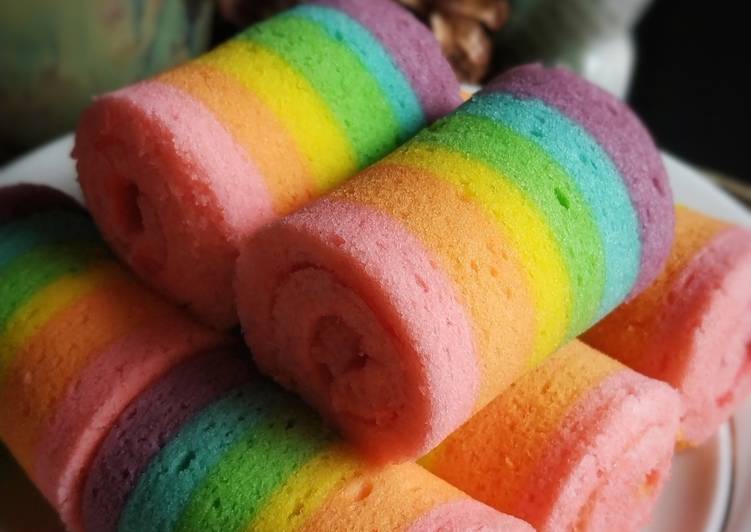Mini Rainbow Roll Cake