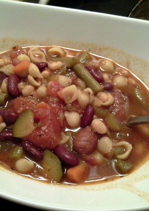 A picture of MINESTRONE.