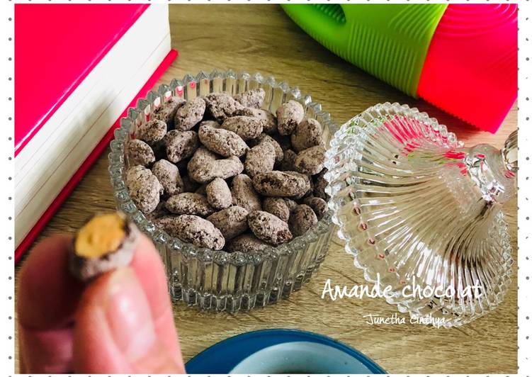 Amande chocolat (coklat almond)