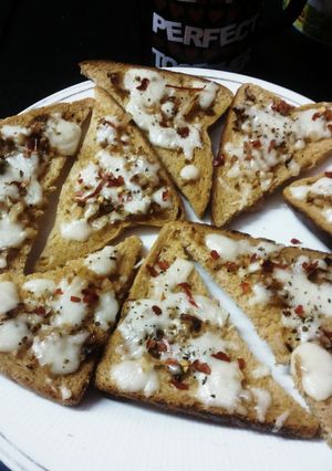 A picture of Garlic Bread...