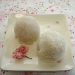 A picture of Wataboshi Rice Cakes.