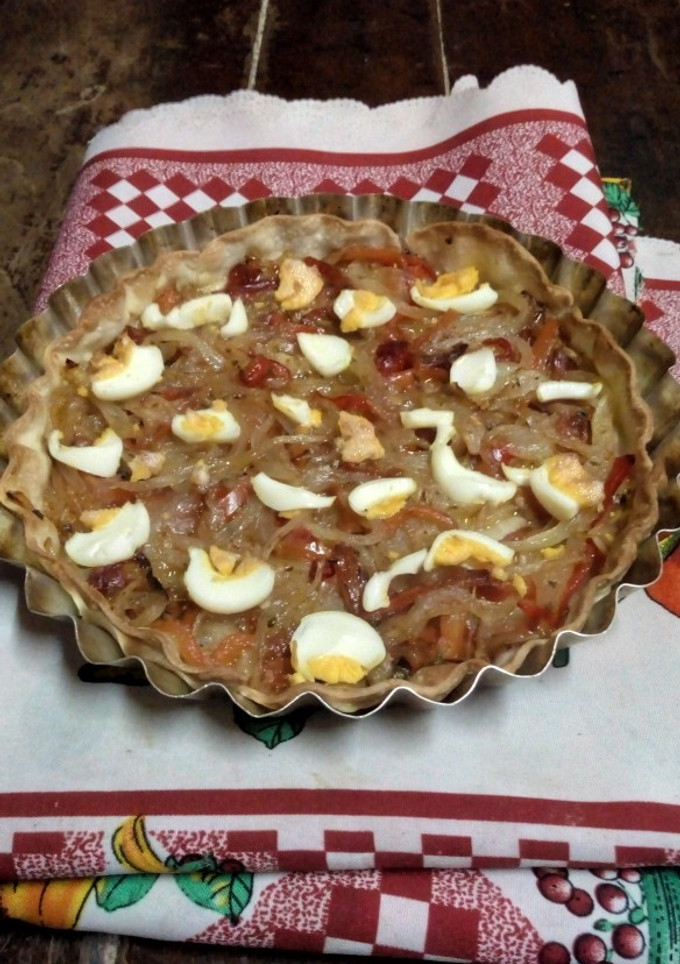 Una foto de Tarta de verduras salteadas suuuuper fácil y económica 👌😎