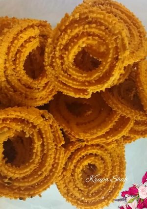 A picture of Chakli.