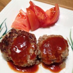 A picture of Tender Hamburger Steaks with Silken Tofu.