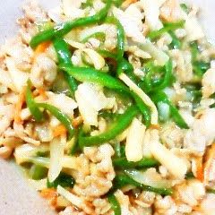 A Regular Item in My Home - Stir-fried Green Pepper and Steak A picture of A Regular Item in My Home - Stir-fried Green Pepper and Steak.