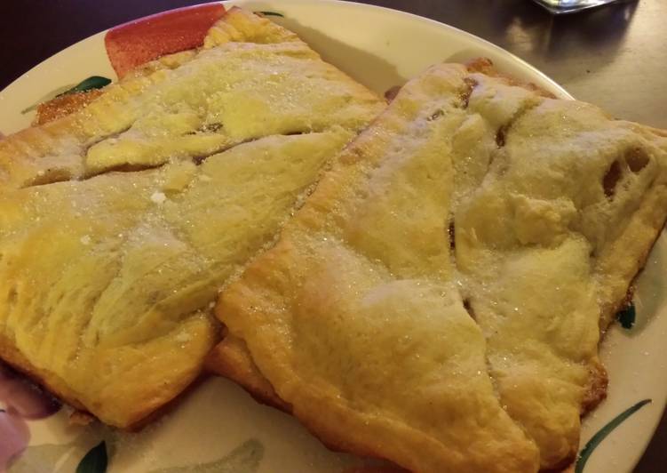 Recipe of Homemade Apple pies in 22 Minutes for Young Wife