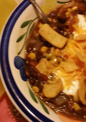 A picture of Chicken tortilla soup.