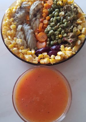 ટમેટો સુપ વીથ સ્ટીમ વેજી રેસીપી મુખ્ય ફોટો